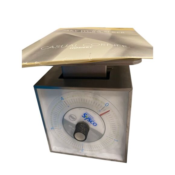 Casual Corner Silky Lycra Sheer Control Top Pantyhose Champagne Size C Formal - Picture 4 of 4